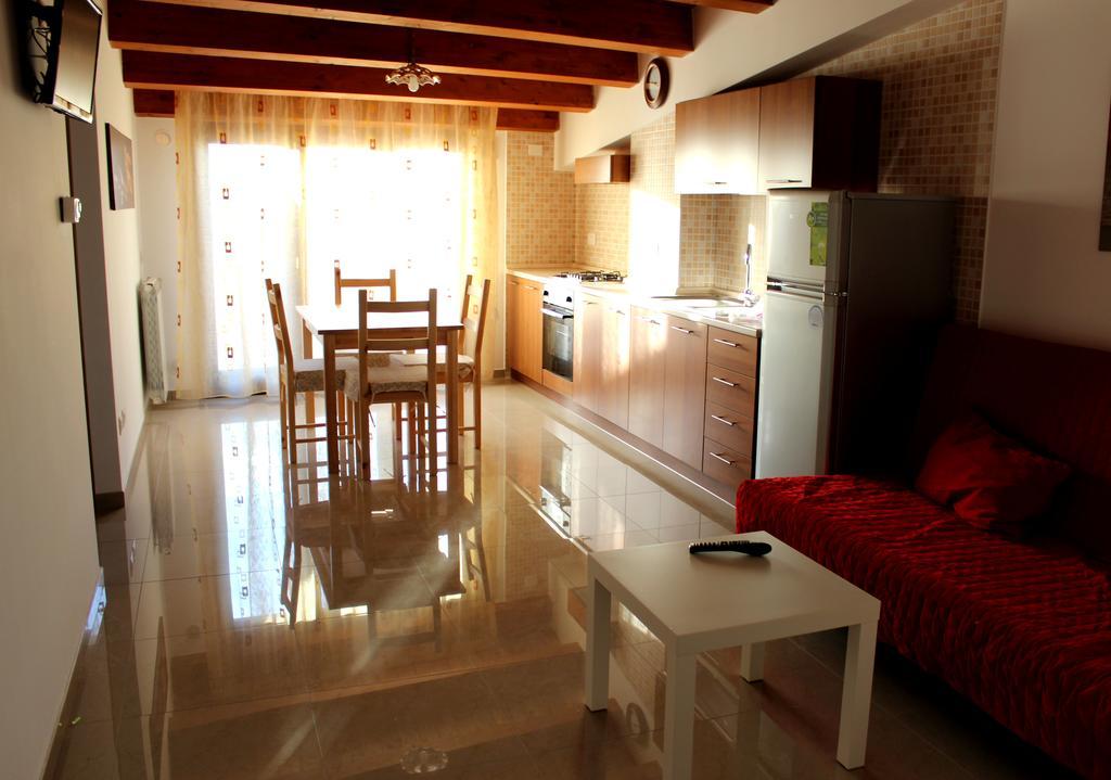 Residence Ideal อัลคาโม ภายนอก รูปภาพ